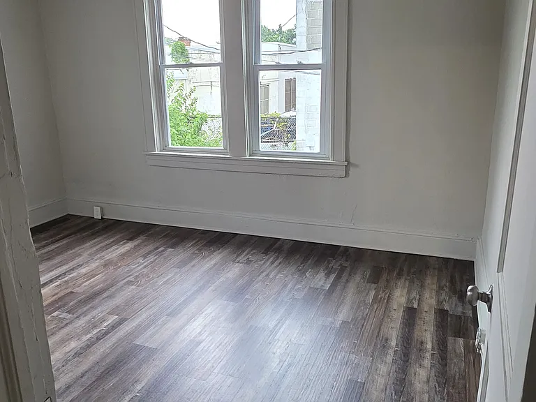 109 N Wheeler Ave — Photo 7