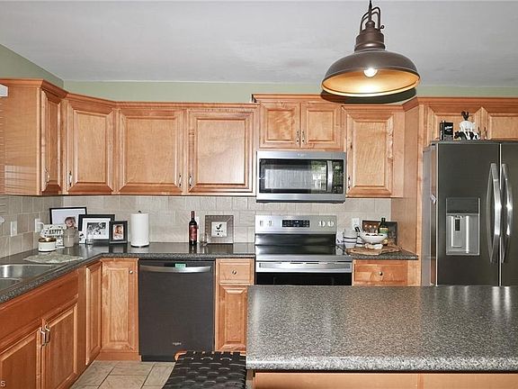 4th image of 4220 Mae Len Dr