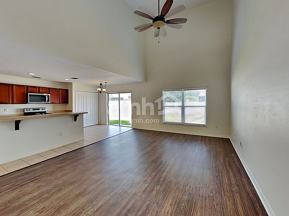5th image of 1716 Portcastle Cir