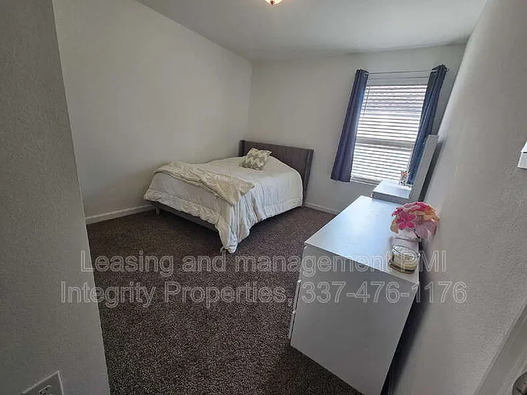 727 Lambot Ave — Photo 20