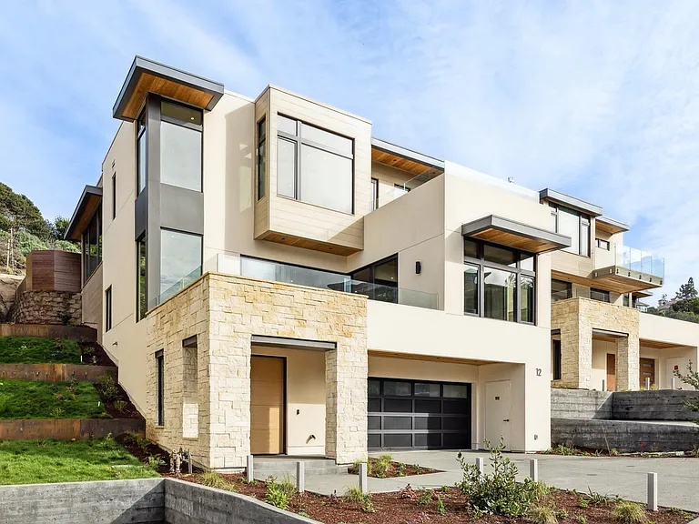 16 Oak Shore Dr — Photo 2