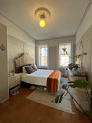 Rented by CG Realty | media 6