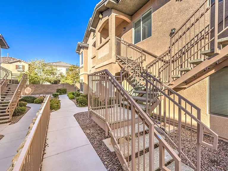 8985 S Durango Dr #2095 — Photo 3