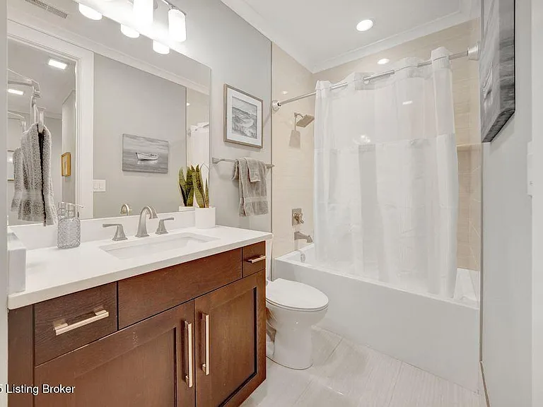 9419 Norton Commons Blvd #203 — Photo 27
