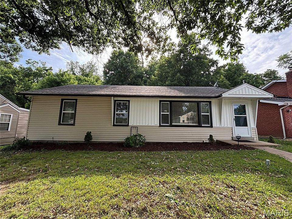 1st image of 3649 E Edgar Ave