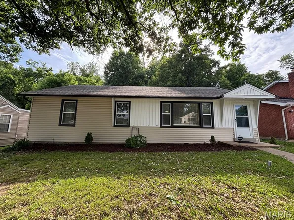 3649 E Edgar Ave, Saint Louis, MO 63121