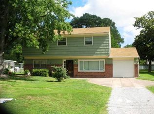 1060 Georgetown Rd, Norfolk, VA 23502