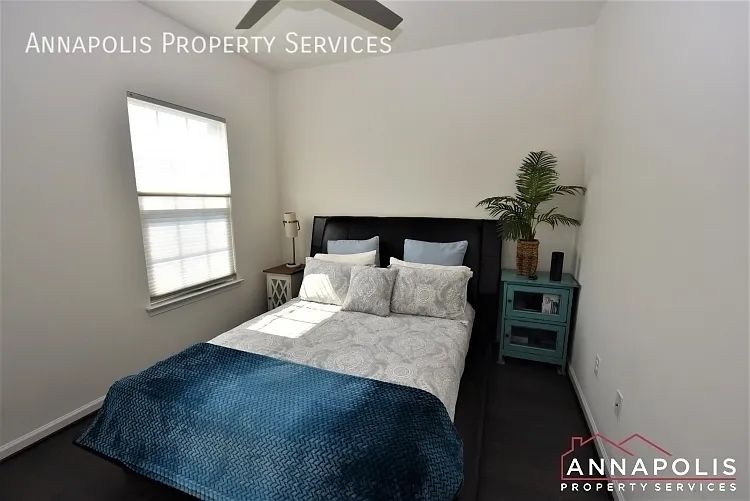 7737 Duncannon Ln — Photo 11