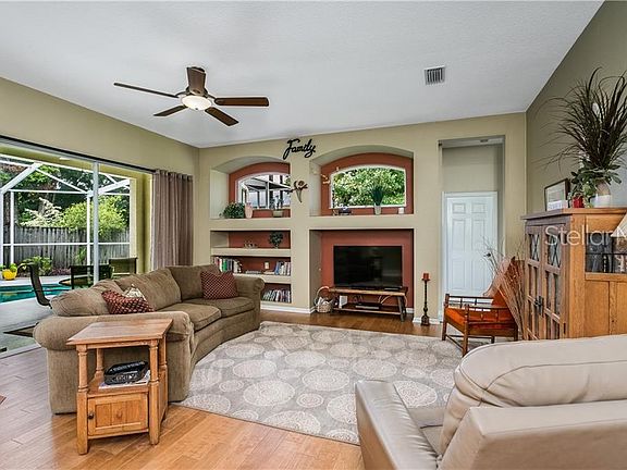 5th image of 1130 Lumsden Trace Cir