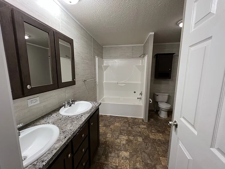 Valleybrook — Photo 63