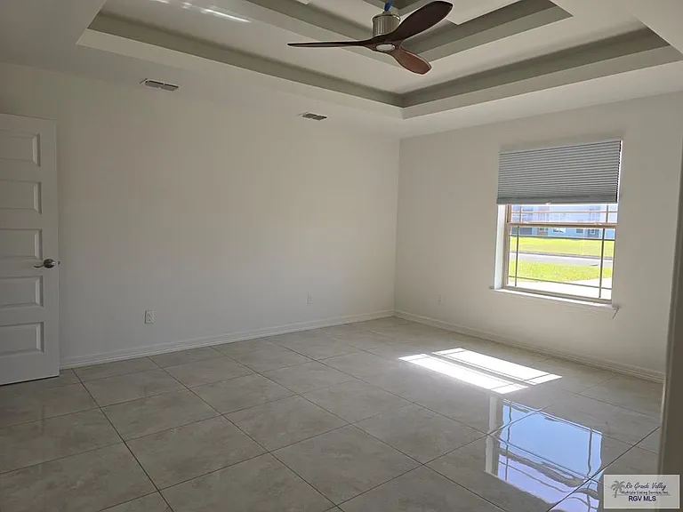 6802 Bonham Rd — Photo 10
