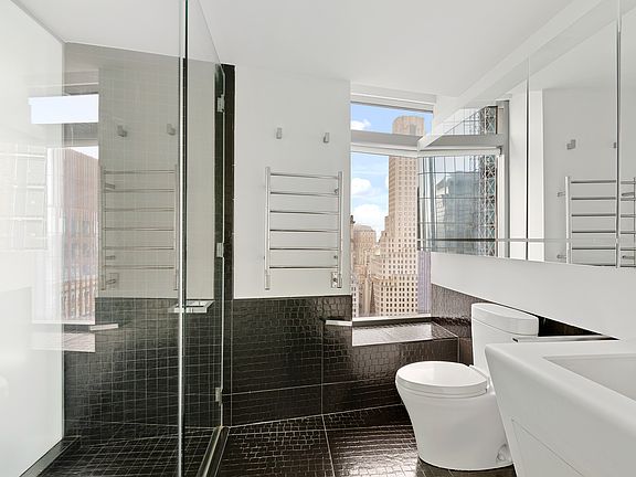 4th image of 123 Washington St APT 24G