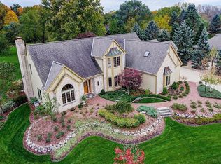 18685 Capone Ct, Brookfield, WI 53045