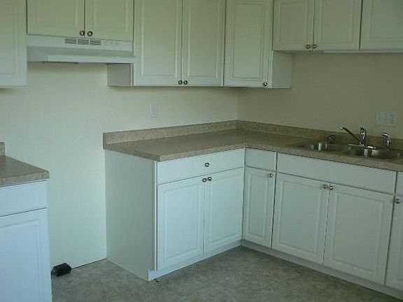 4th image of 4166 W Belle Ave