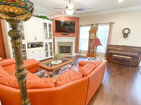 4th image of 39121 Majestic Wood Ave