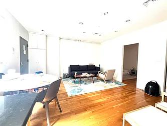 Rented by Nolita Group