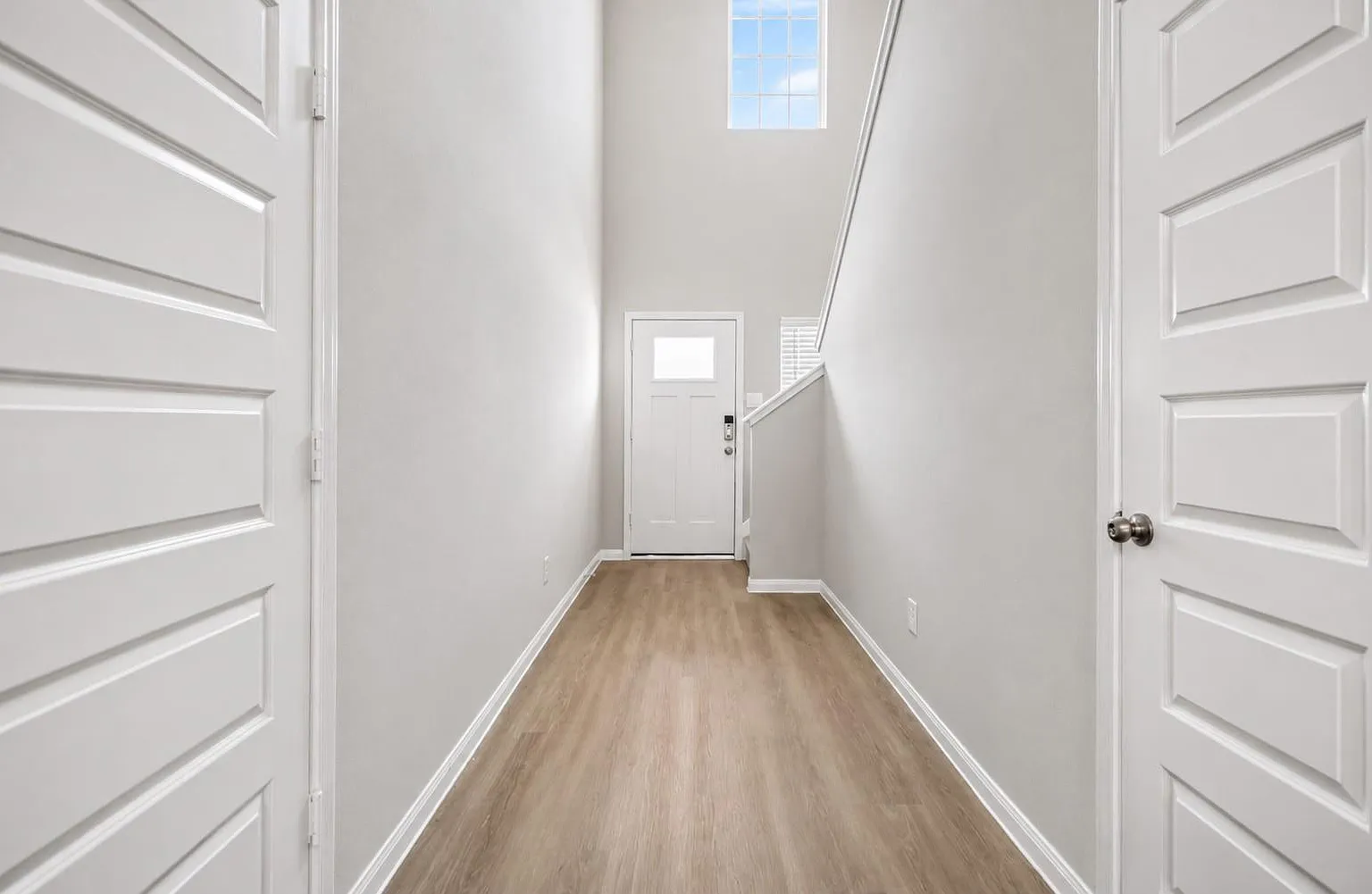 4 bed, 2.5 bath, 2036 sqft, $2,150 — Photo 4