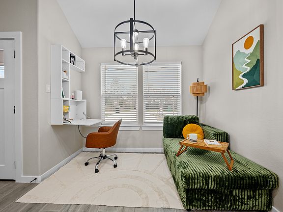 5th image of 9024 Sherbourne St