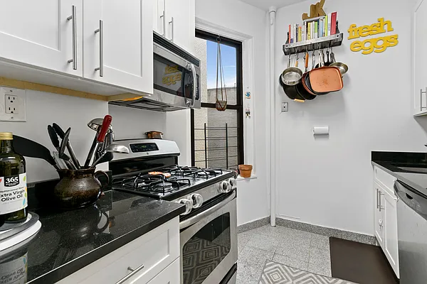 Rented by Douglas Elliman | media 2