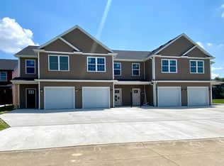 3319 Stoneway Ct, Champaign, IL