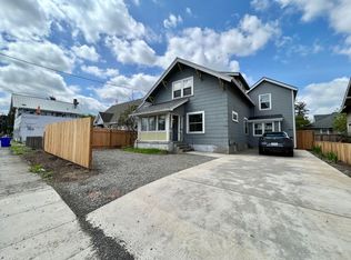 3217 SE Cesar E Chavez Blvd UNIT A, Portland, OR 97202