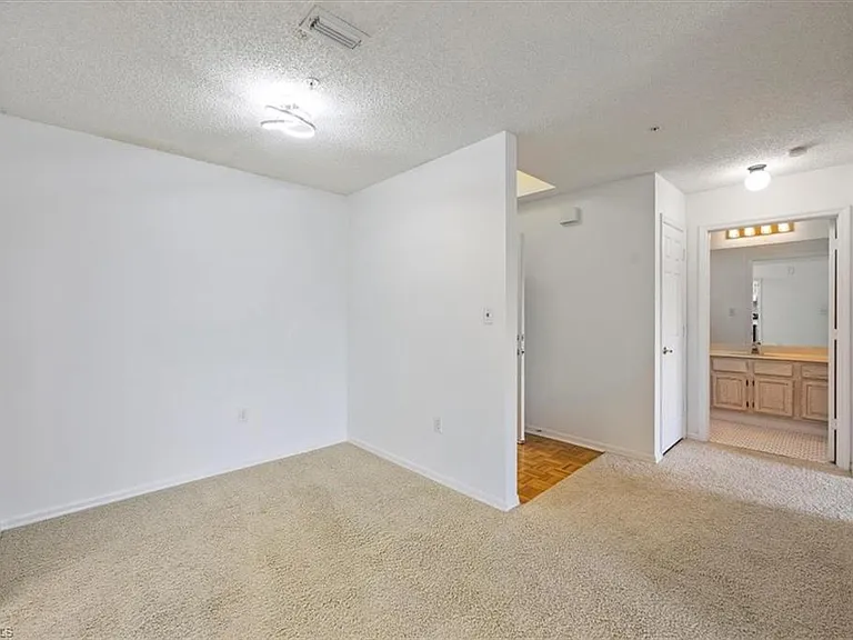 900 Arbor Lake Dr #9-307 — Photo 11