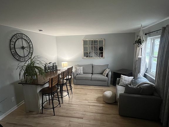 Living Room w/ furniture