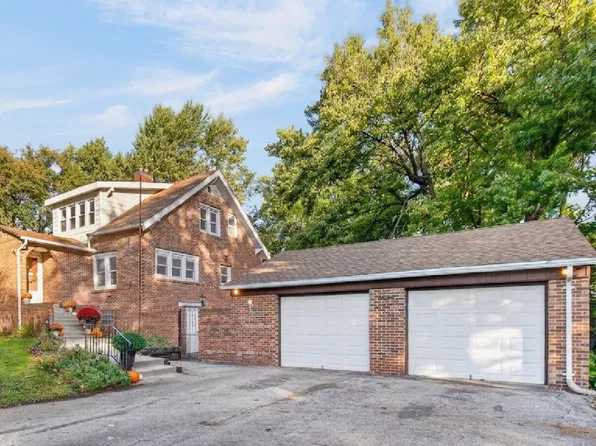 825 Maxwelton Dr, Des Moines, IA 50315
