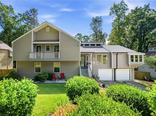 2184 Deep Woods Way, Marietta, GA 30062