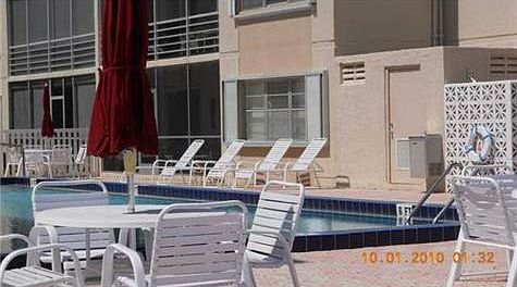 2nd image of 1516 S Lakeside Dr APT 418