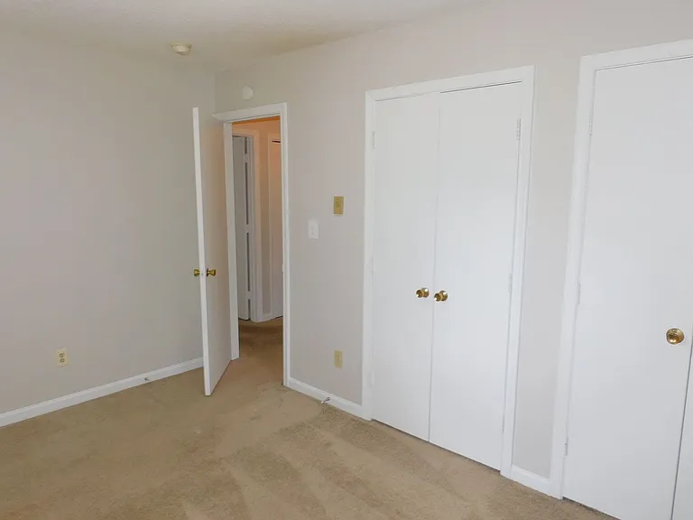2006 Creekwood Dr — Photo 10