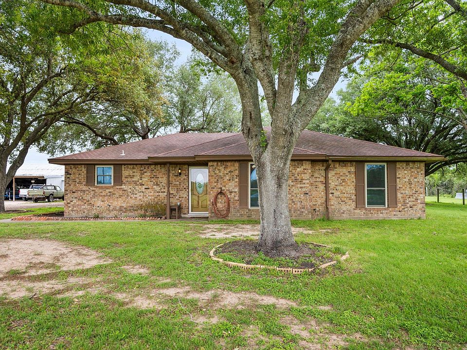 1st image of 29530 Stockdick Rd