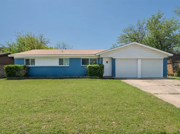 325 NW Wintercrest Rd, Burleson, TX 76028