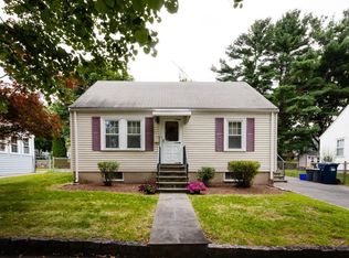 48 Badger Rd, Hyde Park, MA 02136
