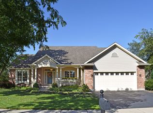 1835 Joseph Sixbury St, Sycamore, IL 60178