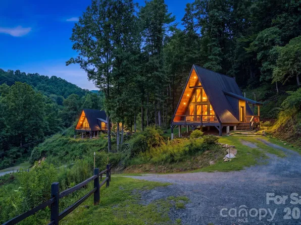 11392 & 11394 Us Highway 19 #W, Burnsville, NC 28714