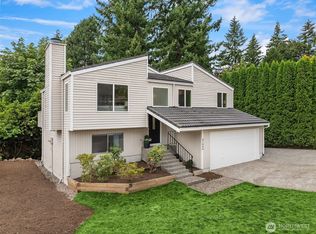 21006 NE 18th Pl, Sammamish, WA 98074
