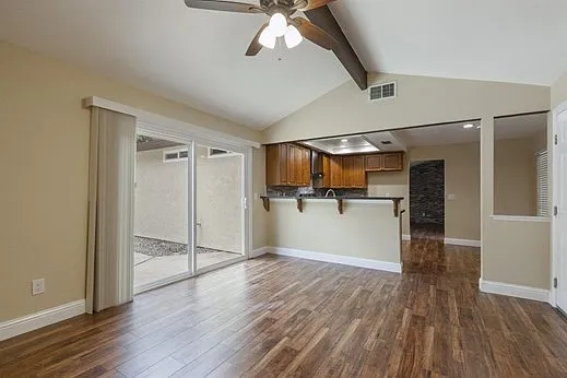 2700 Millcreek Dr #3 — Photo 3