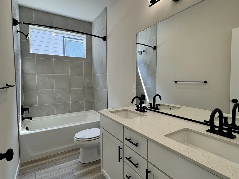 4255 Aberdeen Way NE — Photo 23