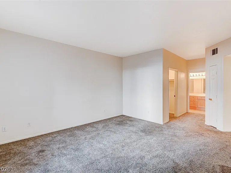 10553 Pine Pointe Ave #102 — Photo 31