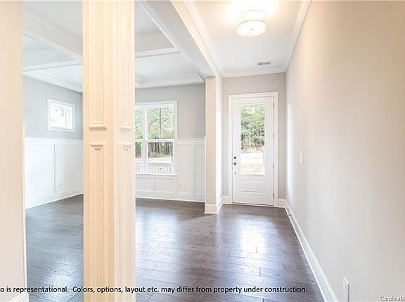 5th image of 4907 Killian Crossing Dr #91