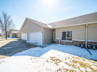 5242 Supalla Ct NW, Rochester, MN 55901