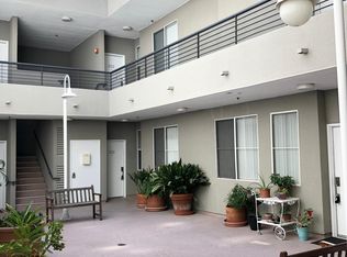 12222 Moorpark St APT 103, Studio City, CA 91604