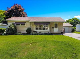 238 Marwood Rd, Rochester, NY 14612