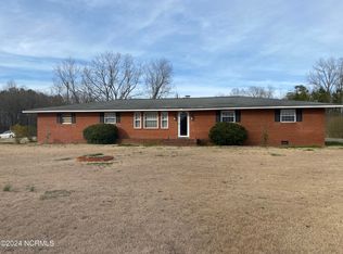 5247 Ayden Golf Club Rd, Ayden, NC 28513