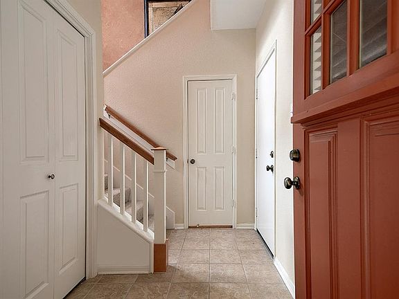 5th image of 50 Scarlet Woods Ct