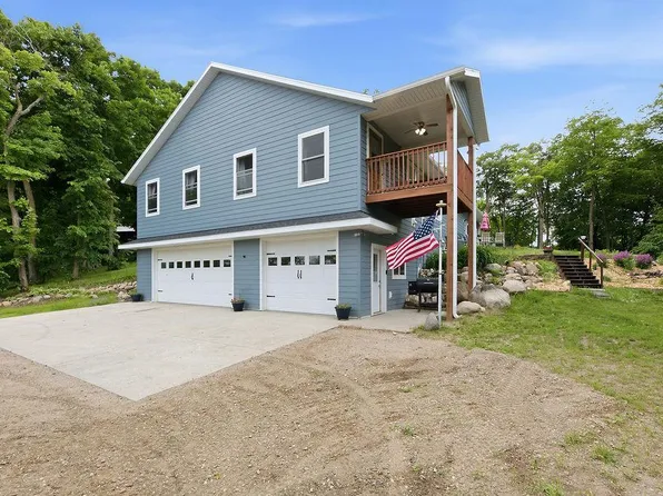 27884 86th Ave S, Hawley, MN 56549