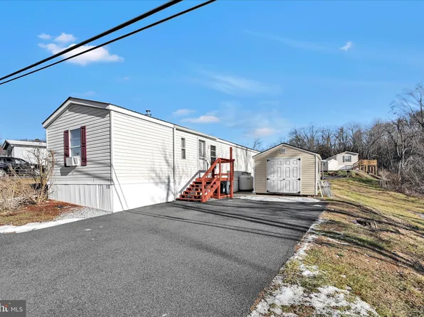472 S Lancaster St Trailer 12, Lebanon, PA 17046