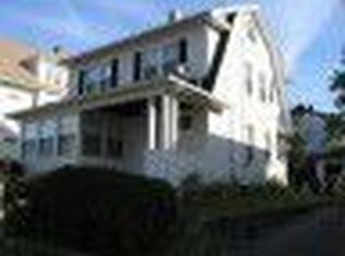 694 Bishop Ave, Bridgeport, CT 06610