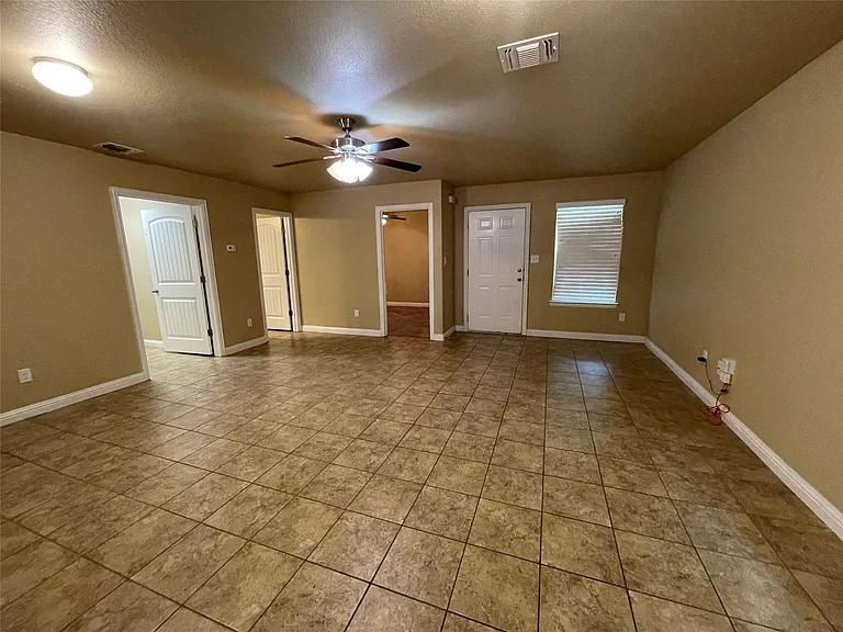 3132 Weave Ct #3133 — Photo 11